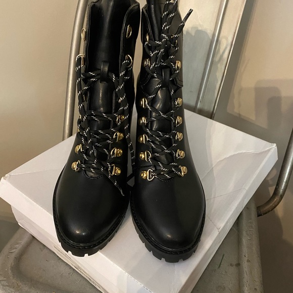 Find, Block Heel Ankle Bootie, Black sz10w New! - Picture 4 of 6